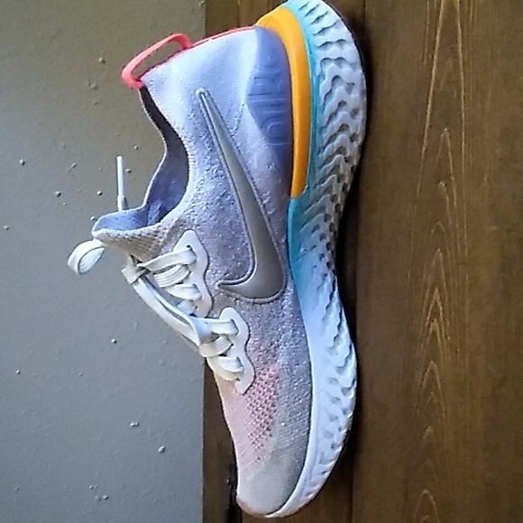 Nike epic react flyknit 2 aluminum blue/silver/pink - Picture 5 of 10